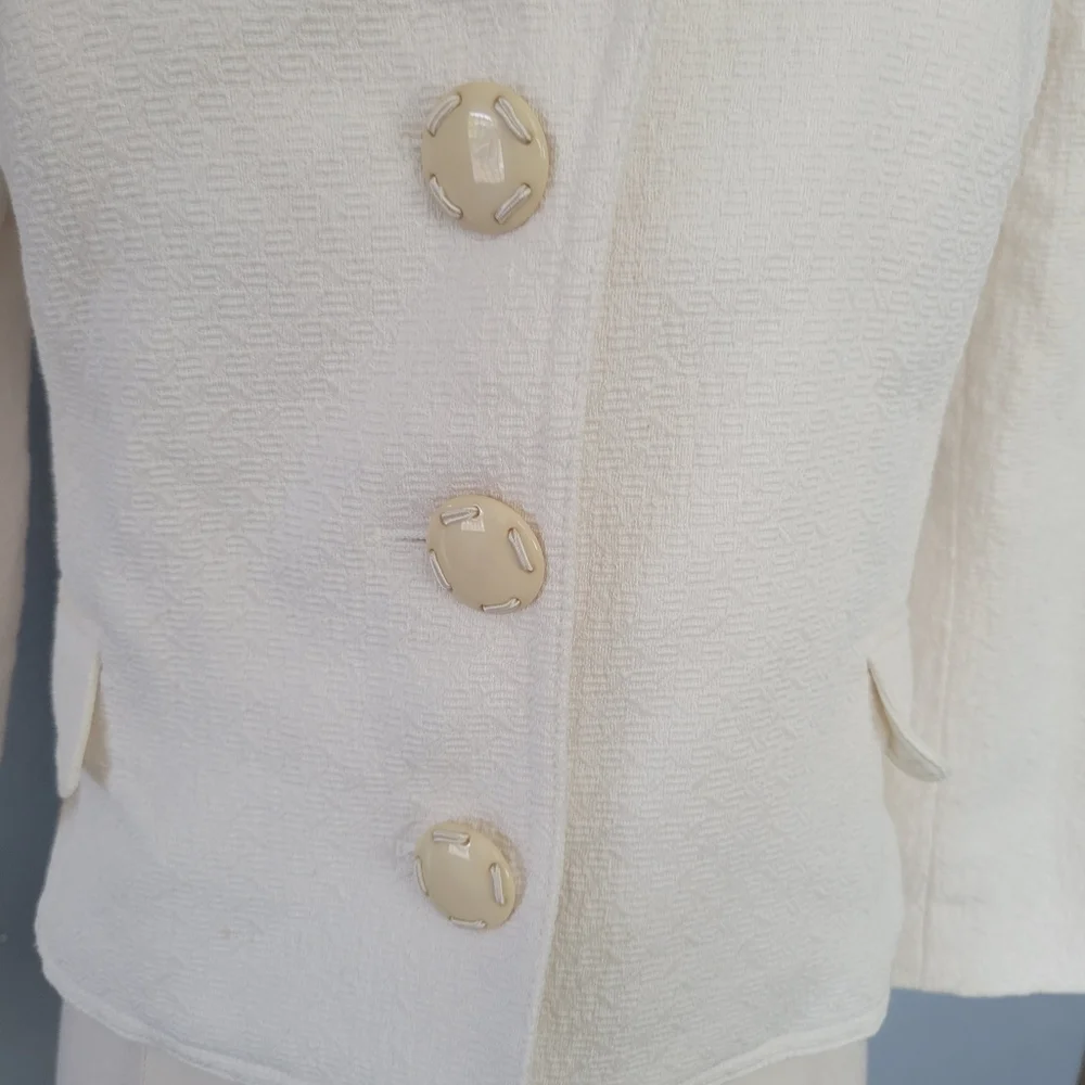 VINTAGE DOLCE AND GABBANA CROPPED BLAZER - Picture 5 of 14